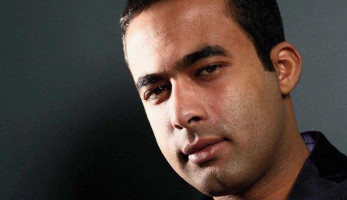 طبيب نفسي يتحدث عن وفاة هيثم أحمد زكي: «الوحدة قاتلة»