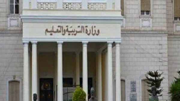 رسالة مهمة من الحكومة لأولياء الأمور بشأن "مجانية التعليم"