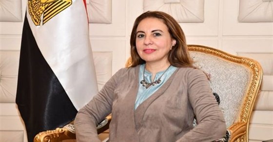 غادة لبيب: هناك تقييم دورى للموظفين والعاملين بالدولة .. فيديو