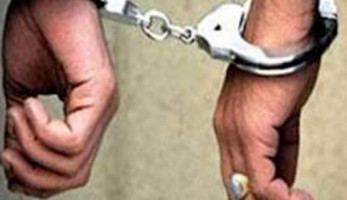 بسبب أولوية تحميل الركاب.. سائق يمزق جسد زميله في بنها