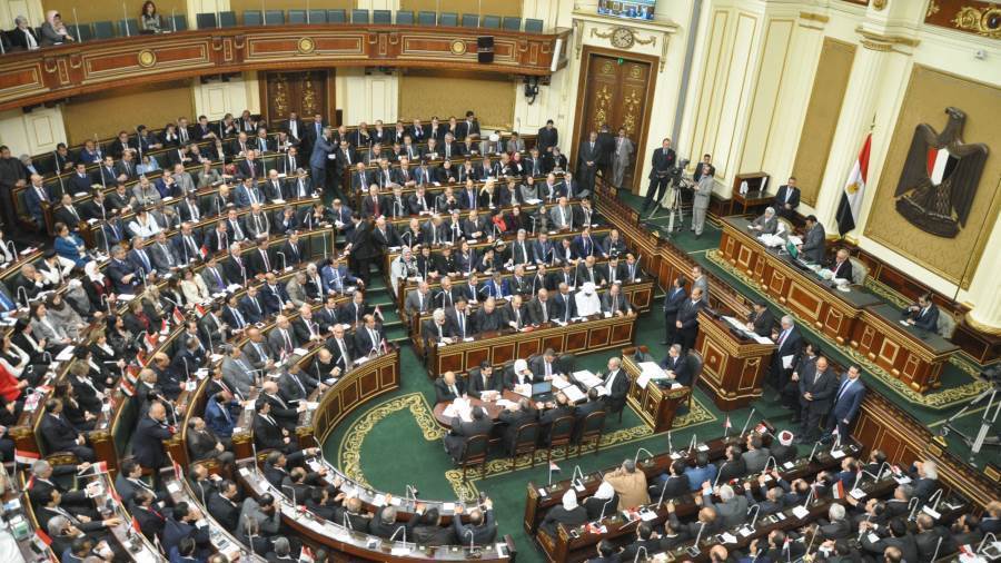 انتقادات لمحافظ الفيوم بالبرلمان.. والنواب: "يقدم رسالة سلبية عن الحكومة"