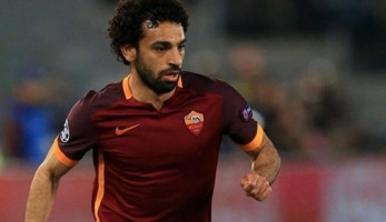 محمد صلاح ضمن التشكيل المثالي لـ روما في العقد الثاني من القرن 21