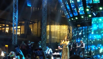 نانسي عجرم تشعل أجواء أبوظبي بحفل رأس السنة