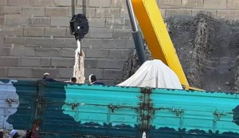 أول صور لبدء نقل تماثيل الكباش الأربعة من معابد الكرنك لتزيين ميدان التحرير