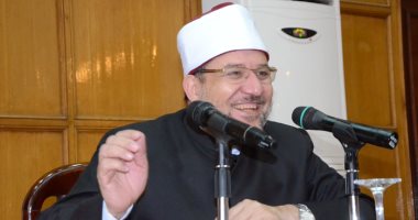فيديو.. وزير الأوقاف للواعظين بالبكاء: "مش هنرضى ربنا بالأونطة"
