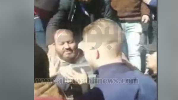 شاهد.. مشرف قطارات الإسماعيلية عن منقذ ابنته: "ده مش سوبر بابا ده أب مهمل"