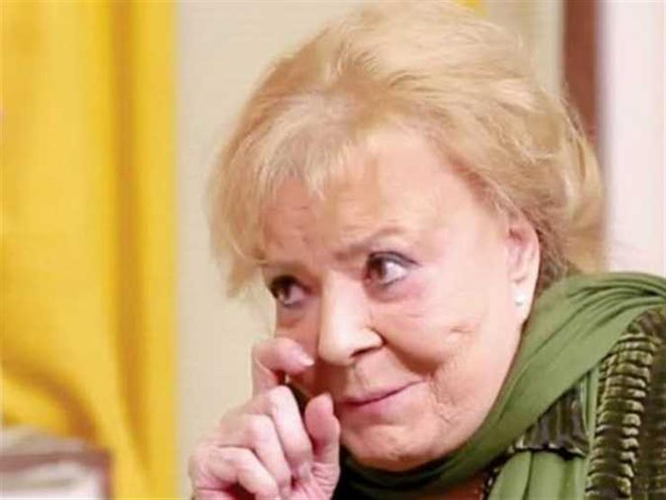 طارق الشناوي يطالب الجمهور بالدعاء لـ"نادية لطفي"