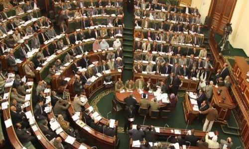 بعقوباتٍ تصل إلى 10 ملايين جنيه.. البرلمان يصدق على قانون حماية الآثار