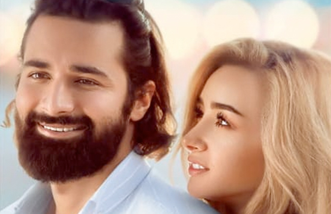 أحمد حاتم يعلق على شائعة غيرة "فهمي" بسبب صور هنا الزاهد