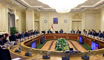رئيس الوزراء: لا توجد أى حالة إصابة بفيروس كورونا فى مصر.. ولن نخفى شيئا
