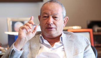 نجيب ساويرس: بنت الجيران مزعلاكم ليه.. وهجيب شاكوش فى عيد ميلادى لو وافق