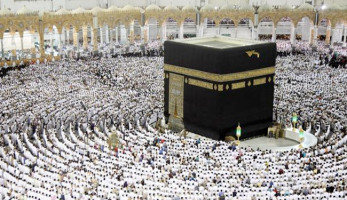 القنصلية السعودية توضح سبب تعليق العمل بتأشيرات العمرة من كل دول العالم