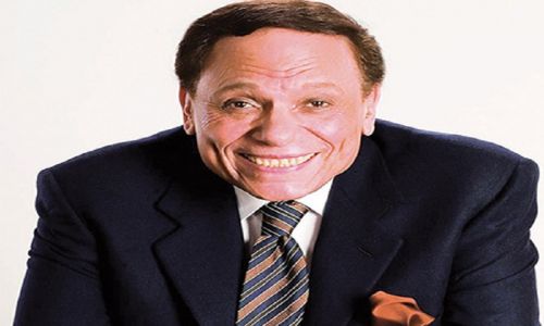 فيديو.. أول رد من عادل إمام على شائعة تدهور حالته الصحية