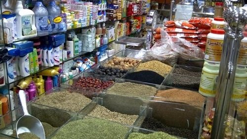 «الغرف التجارية» تكشف عن حقيقة وقف استيراد بعض أصناف العطارة من الصين
