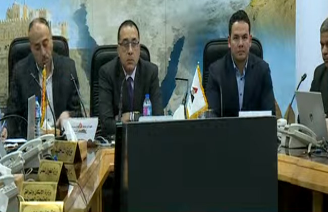 مدبولي: قرار الإجازة ساعدنا في التعامل مع كميات المياه.. وأناشد المواطنين عدم النزول اليوم وغدًا
