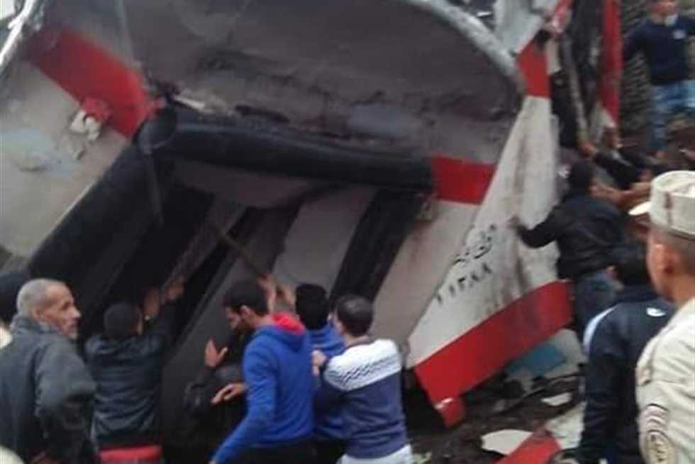 حبس 4 متهمين في حادث تصادم قطارين روض الفرج.. وإخلاء سبيل سائقين (تفاصيل)