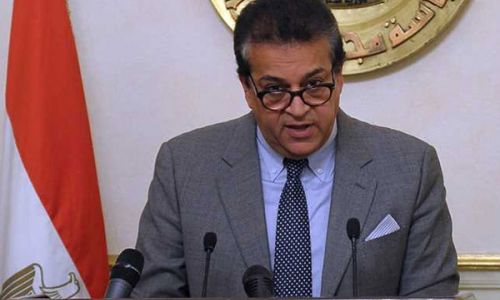 فيديو.. وزير التعليم العالي: تأجيل العام الدراسي المقبل إذا لزم الأمر