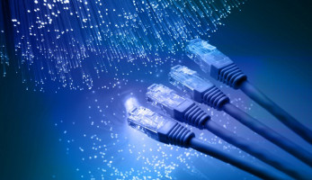 وزير الاتصالات: رفع كفاءة الإنترنت خلال الأيام المقبلة | فيديو