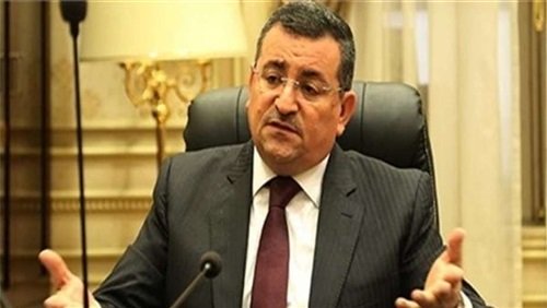 هل تزيد الحكومة عدد ساعات الحظر؟.. وزير الإعلام يجيب (فيديو)