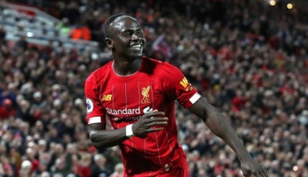 ليفربول يحتفل بعيد ميلاد نجمه السنغالي ساديو ماني الـ28
