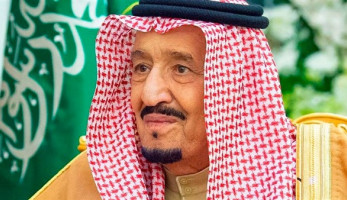 بأمر الملك سلمان.. إقامة صلاة التراويح بالحرمين