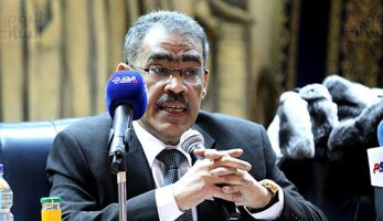 "الصحفيين" تستمع لأقوال عبد اللطيف المناوى حول مدى مسئوليته بمقالات نيوتن
