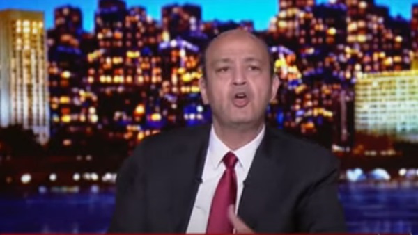 بعد قرارات الحكومة.. أديب لـ المواطنين: "بتشتروا ليه مفيش عيد"