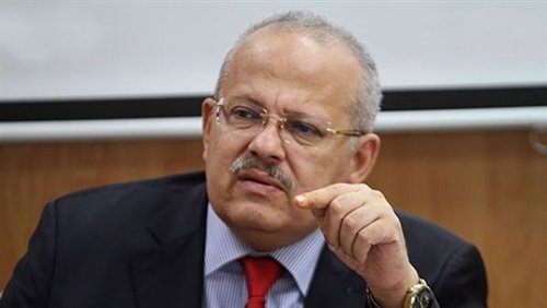 الخشت: ممنوع دخول جامعة القاهرة بدون كمامات