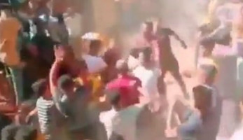 كورونا على نغمات الدي جي .. أهالي طوخ يخاطرون بحياتهم لنقل عفش عروسة