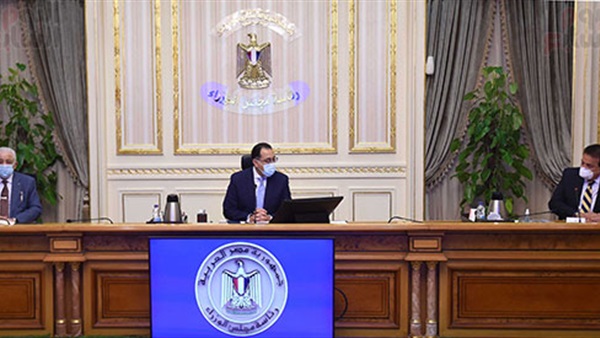اليوم .. الإعلان عن موعد عودة الصلاة في المساجد واستئناف حركة السياحة والطيران