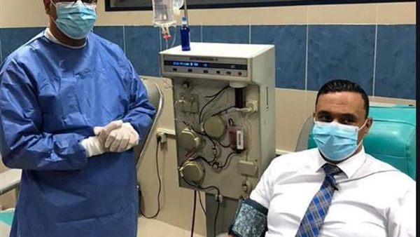 محافظ الدقهلية عن تبرعه ببلازما المتعافين: الموضوع ليس صعبا