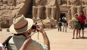 ‎خطة «السياحة» لاستقبال السائحين الأجانب بداية يوليو