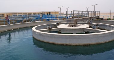 الإسكان: عقوبات رادعة حال استخدام مياه الشرب فى أغراض أخرى