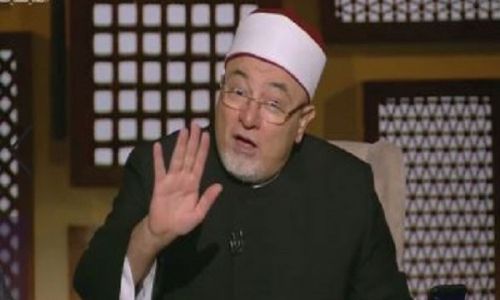 شاهد.. خالد الجندي منفعلًا على السلفية لتطاولهم على إذاعة القرآن: عيب يا نابتة