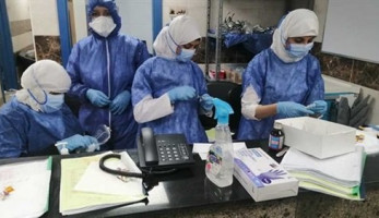 أستاذ مناعة يحدد موعد التحول العنيف لـ«كورونا»