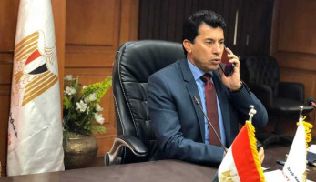 أول تعليق من وزارة الرياضة على شكوى الأهلي ضد لافتة «الزمالك نادي القرن الحقيقي»