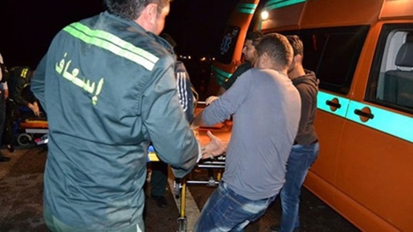 بالأسماء.. إصابة 9 أشخاص بحادث انقلاب سيارة ميكروباص في البحيرة