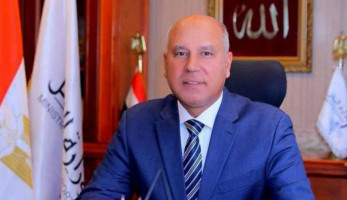 الوزير يطمئن حفيد علوية جميل على"الشربتلي": هنشرب فيها الشاي بعد العيد