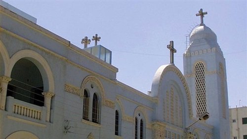 كنيسة الأنبا أنطونيوس بشبرا تبدأ الصلوات بإجراءات احترازية