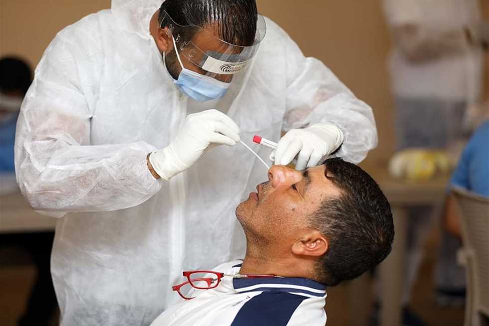 طارق العشري: «المصري لا يملك لاعبين لمباراة الحرس.. وخايف ميطلعش عليا النهار»
