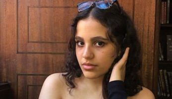 بملابس ملفتة.. ابنة عمرو دياب تشعل السوشيال ميديا