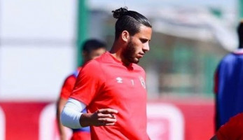 مصدر يكشف تفاصيل مفاوضات الزمالك مع هيدرسفيلد لضم رمضان صبحي