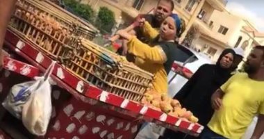 بائع "التين الشوكى": بحترم القانون والحكومة فوق راسى لكن بأسعى لجنى قوت يومى