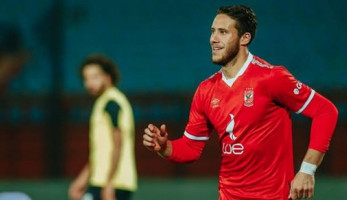 هدرسفيلد يطلق قذيفة مدوية عن رفض رمضان صبحي عرض الأهلي.. فيديو