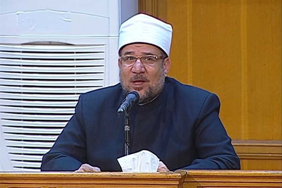 «الأوقاف»: لم يصدر أي بيان بشأن توقيت عودة صلاة الجمعة