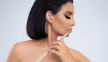 بالطابع المصري القديم... سوسن بدر تبهر متابعيها بملامحها الفرعونية
