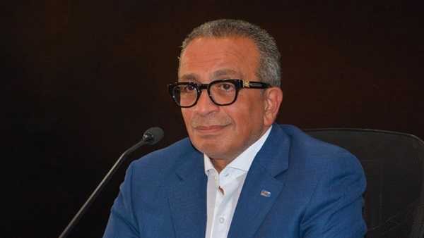 تصعيد رسمي من اللجنة الخماسية ضد رئيس الزمالك