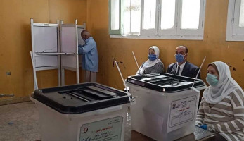 لماذا ينام المرشحون المحتملون أمام أبواب المحاكم ليلة فتح باب طلبات النواب؟.. «الحزب الوطني لديه الإجابة»