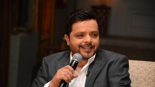 محمد هنيدي خارج السباق الرمضاني
