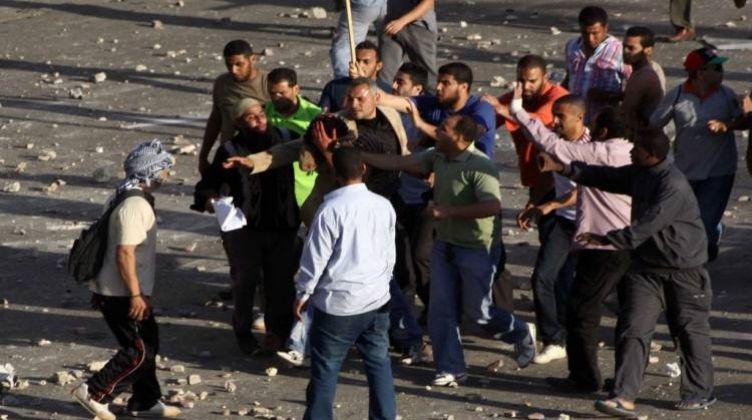 مشاجرة بين شخصين في دمياط بسبب "الواي فاي"